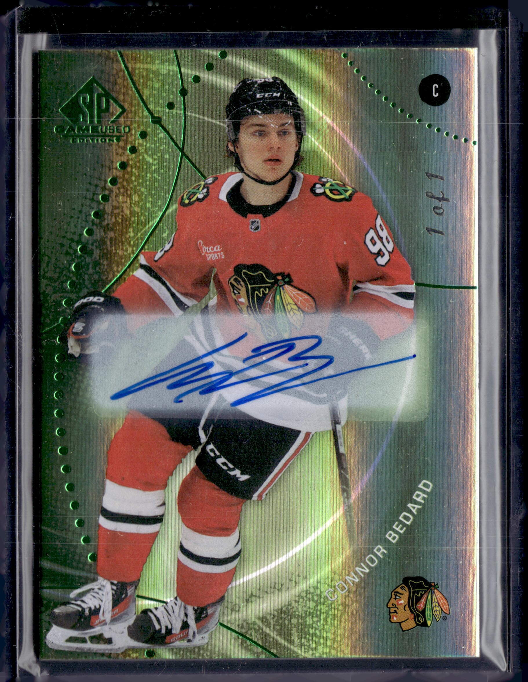 2025-26 Upper Deck SP Game Used Green Autograph Connor Bedard 1/1