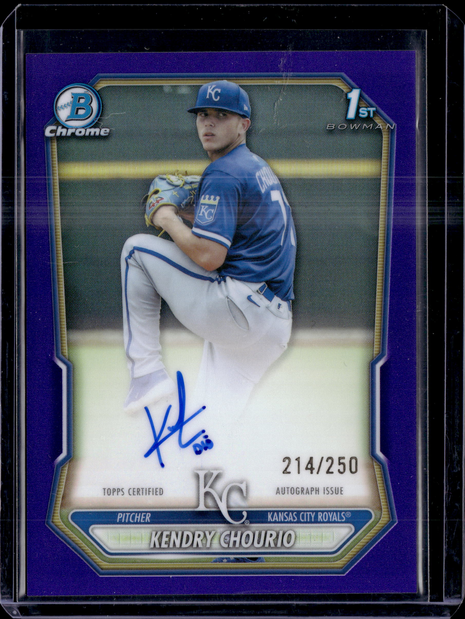 2026 BOWMAN CHROME KENDRY CHOURIO PURPLE 1ST AUTO /250