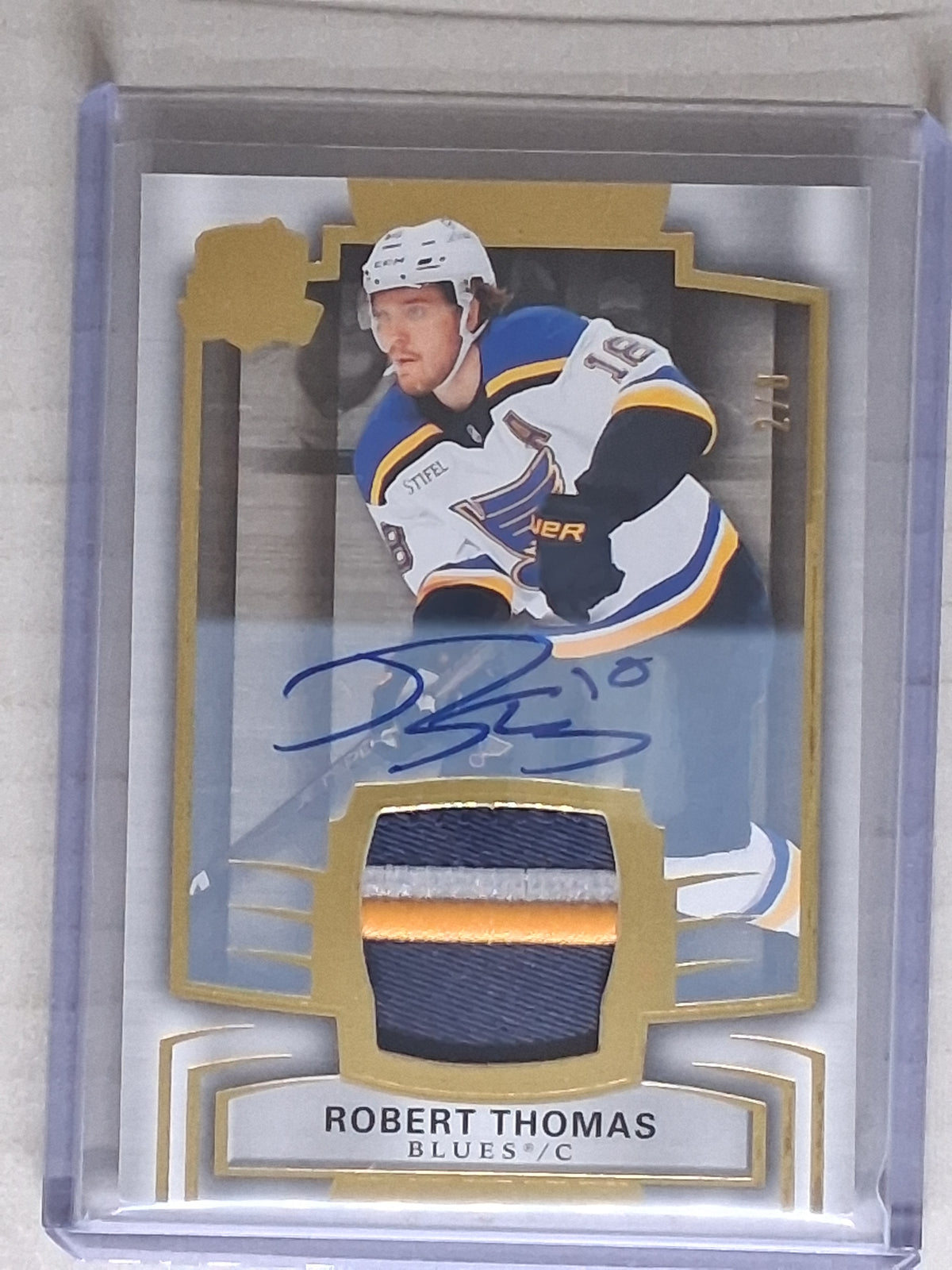 2024-25 The Cup Robert Thomas Gold Foil Patch Auto /8
