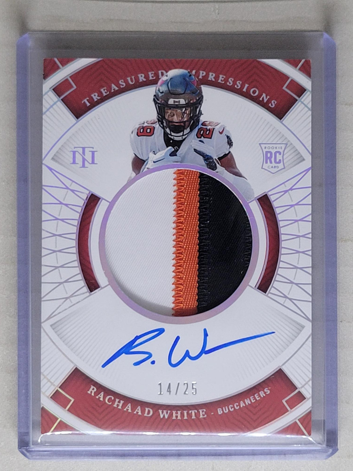 2022 National Treasures Rachaad White Impressions Silver /25 Auto RC Buccaneers