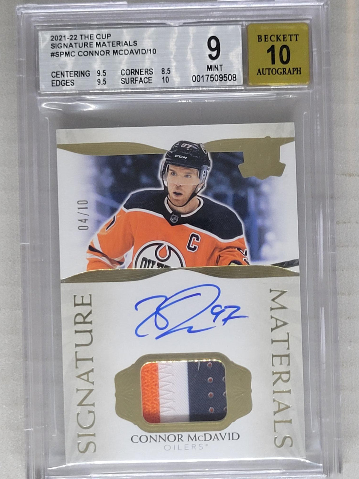 2021-22 The Cup Connor McDavid Signature Materials /10