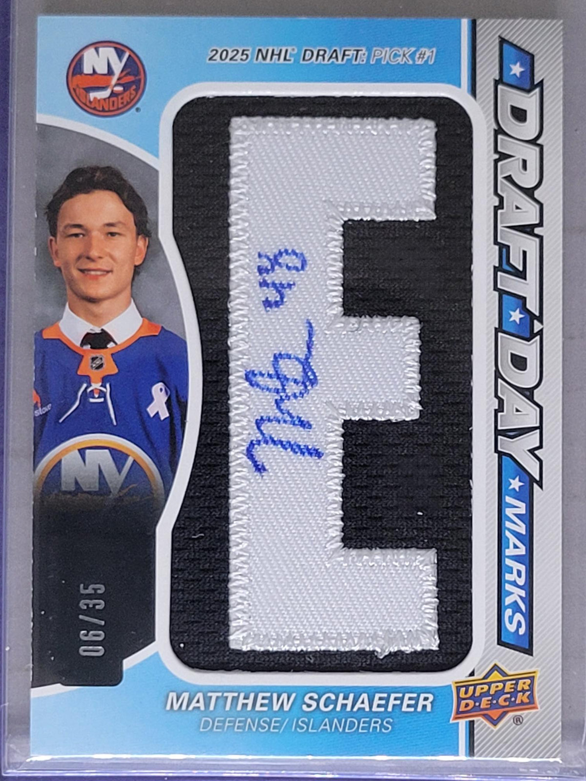 2025-26 SP GAME USED MATTHEW SCHAEFER AUTO DRAFT DAY MARKS DDM “E” /35 ROOKIE