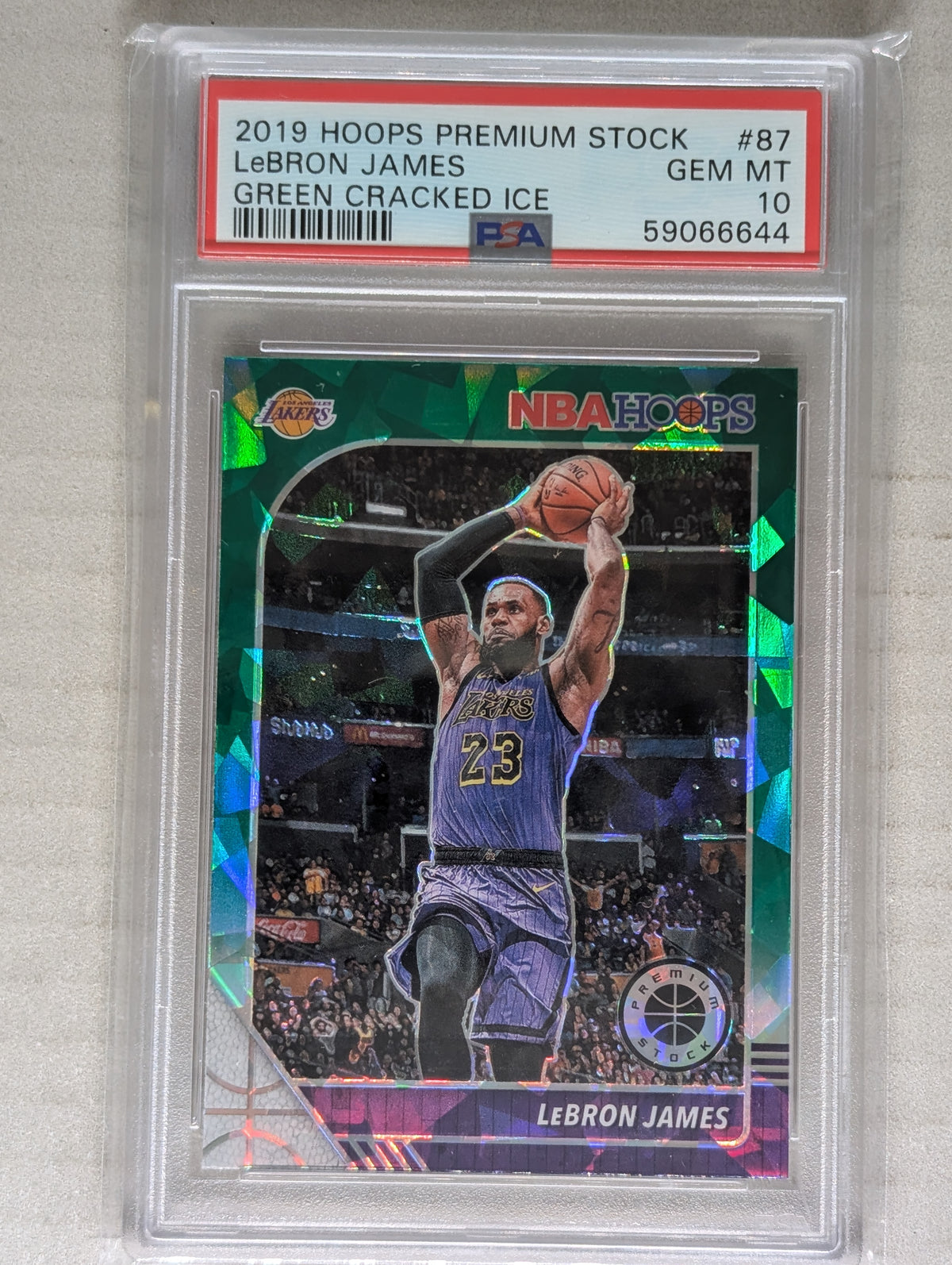 2019-20 Panini Hoops Premium Stock Lebron James Green Cracked Ice PSA 10